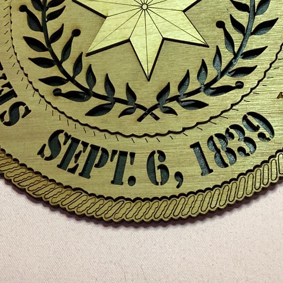 FINAL SALE PRICE Cherokee Seal Wooden Circle by Jim Burton - Picture 4 of 6